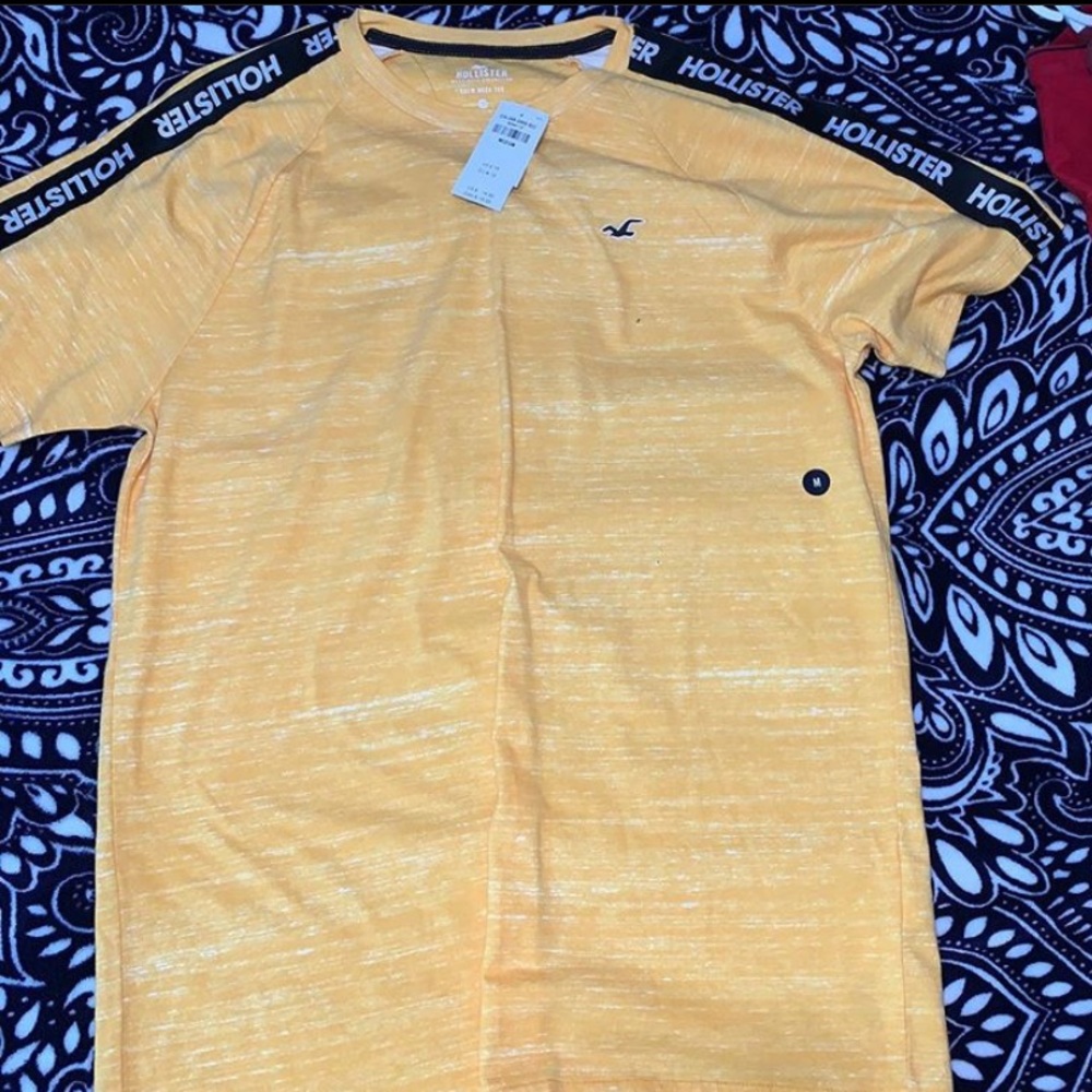 Hollister mens t shirt
